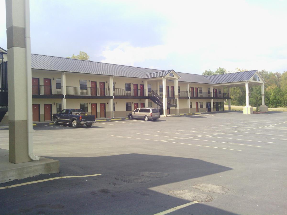 Hiway Inn Express - Kiowa Zewnętrze zdjęcie
